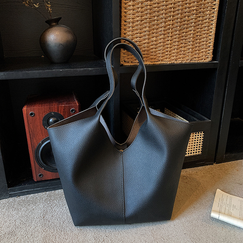 Large Capacity Fashion Tote Bag For Women 2026 New Minimalist Relaxed Shoulder Bag Commuter Genuine Leather Large Dual-Use Bag - Thumbnail 8