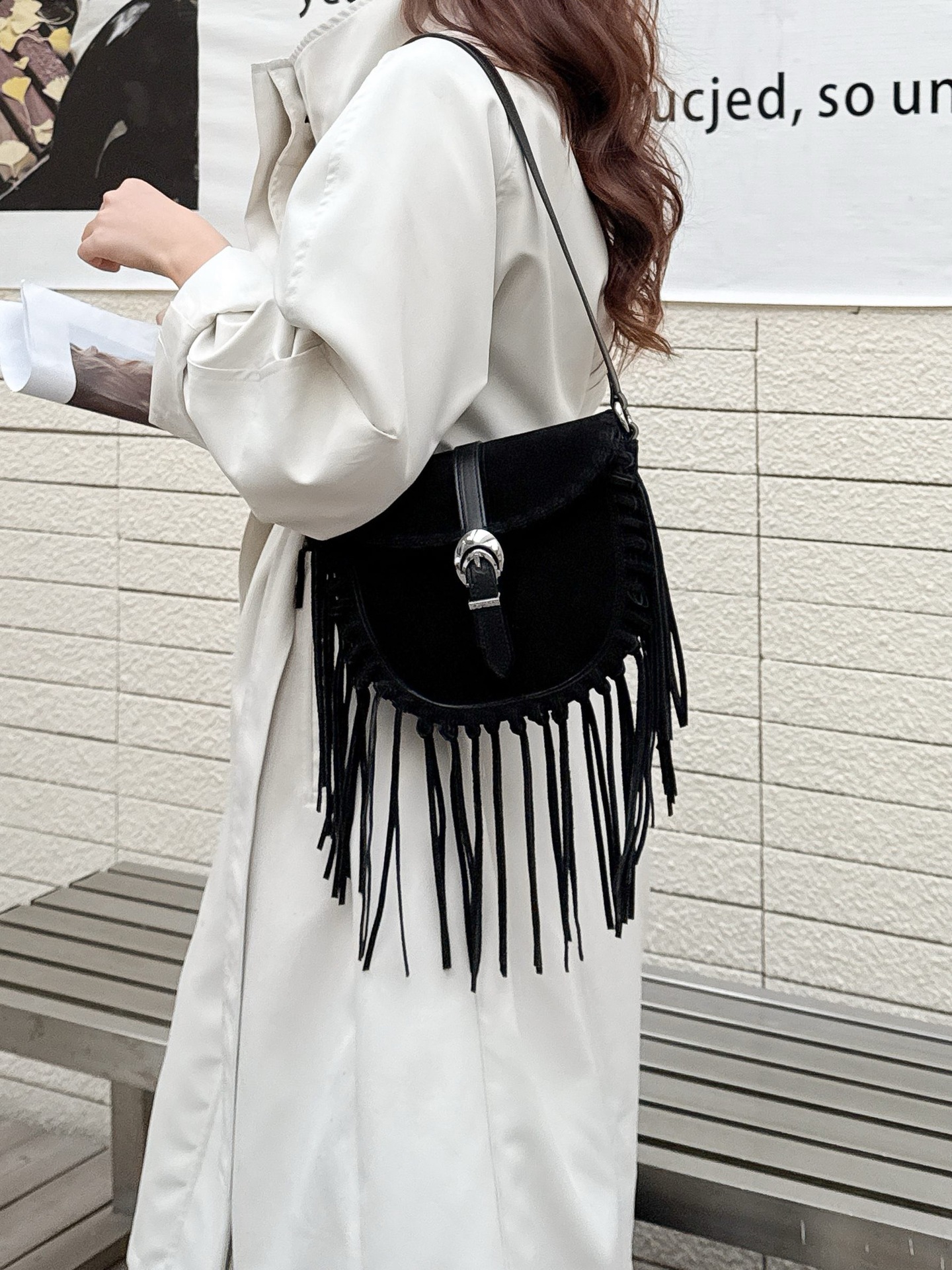 2025 Autumn/Winter New Retro Matte Leather Tassel Crossbody Bag For Women Versatile Slimming Saddle Bag Fashion Commuter Shoulder Bag - Thumbnail 6