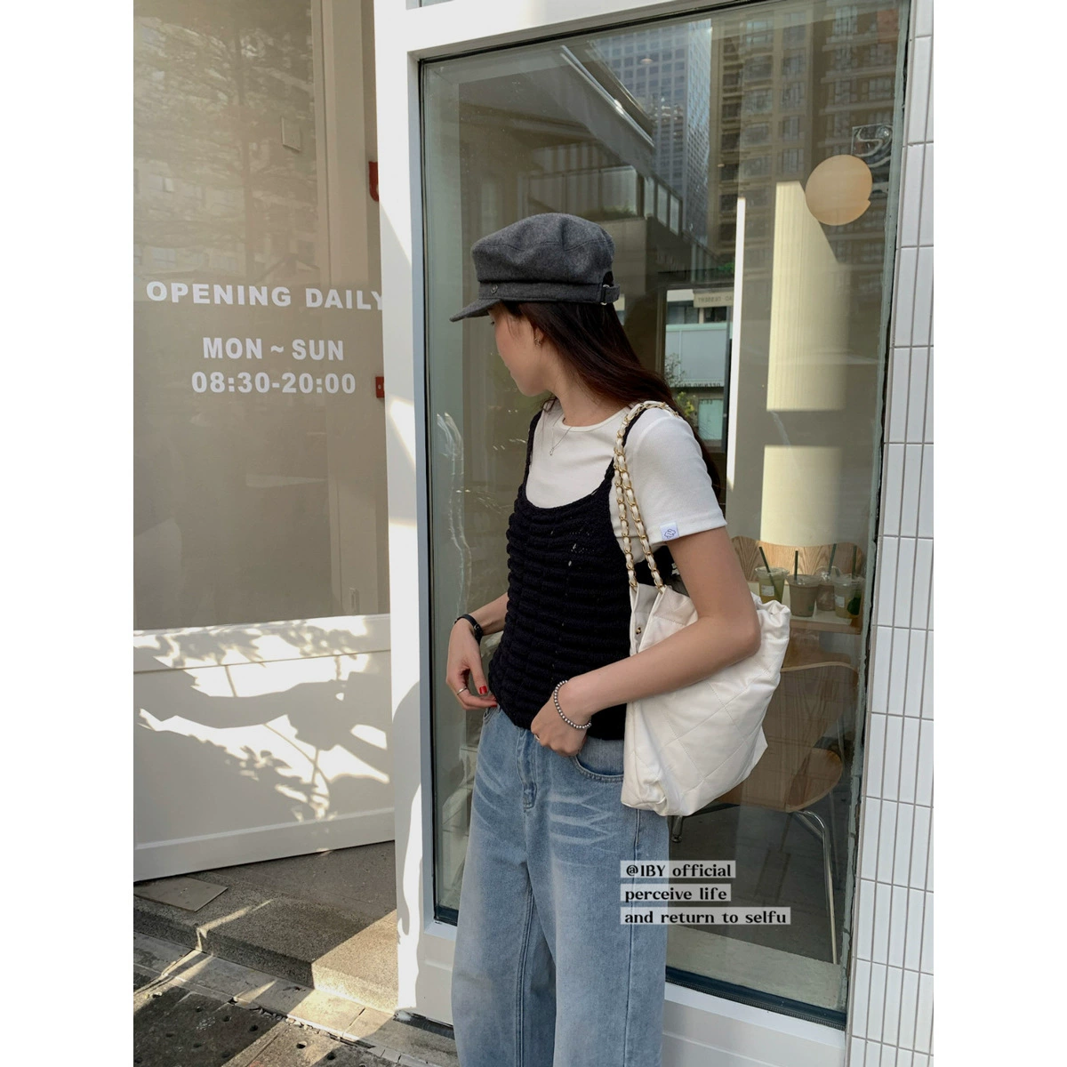 Yi En Ou inbyin носить чувство атмосферы трикотажный ремень на улице Женская маленькая корейская короткая рубашка без рукавов