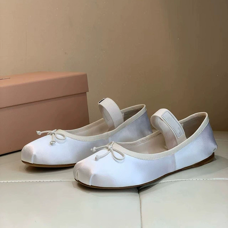 Высокая версия ~ балетные туфли MIU Family Bow Dance Shoes Bow Satis Silk Flat Flat Vintage Retro Word Mary Zhen одиночные туфли женские