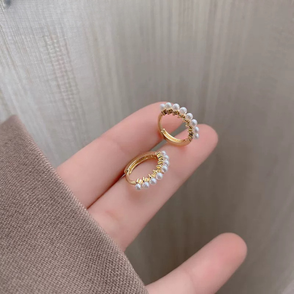 Eloch s925 plata coreana sencillo corto sintético de perlas pendientes de otoño aretes redondos M00897