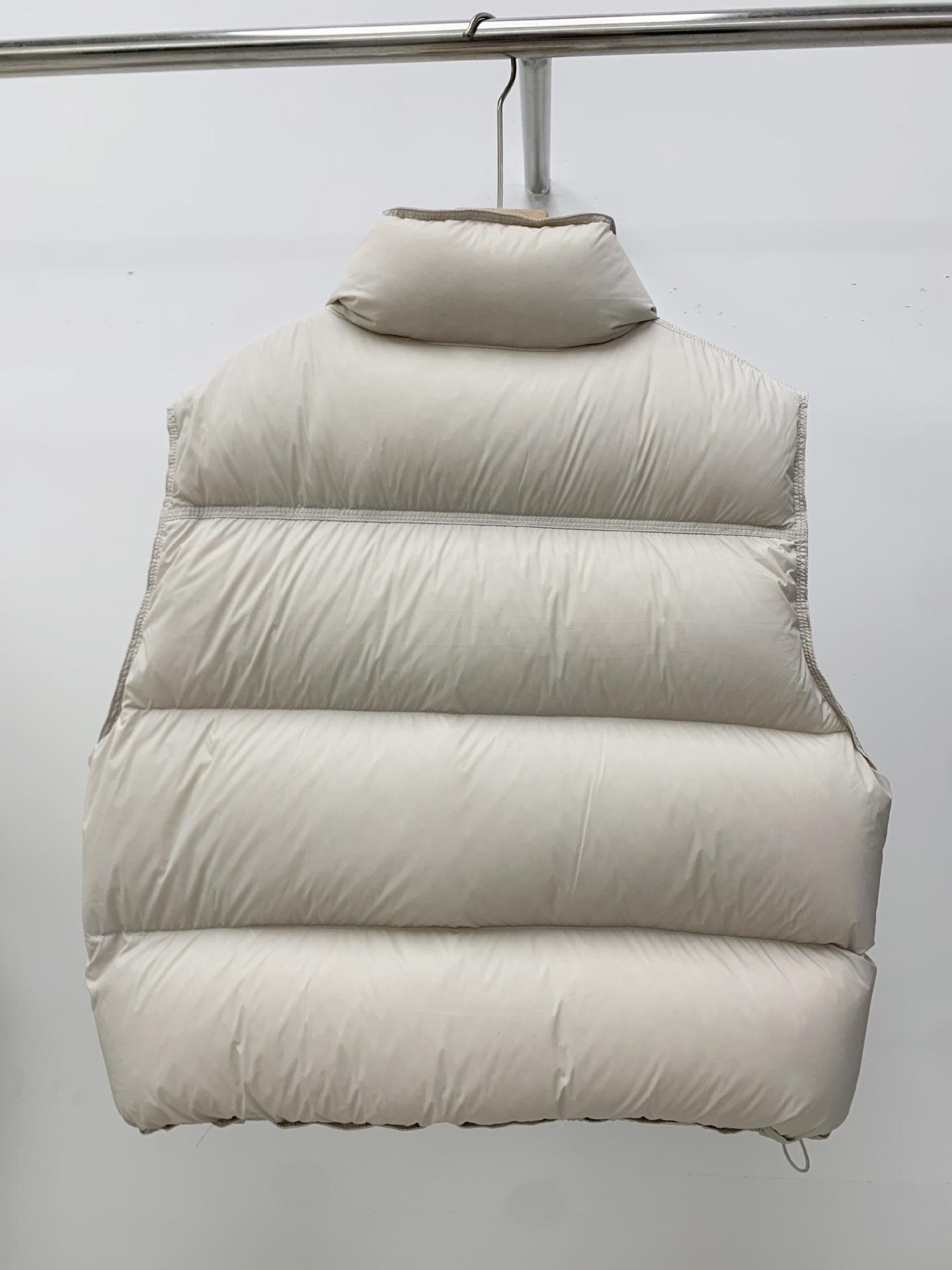 Chaqueta de plumas sin mangas con cuello alto y cuello alto de pato blanco para mujer, estilo coreano, holgada, versátil, ideal para otoño e invierno. Abrigo cálido._voghion.com