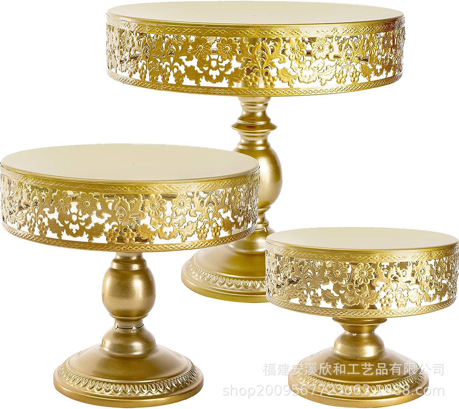 Estante de pastel de metal de lujo ligero de tres piezas set de postres postres altos pies dorados props de boda postres de gala estante de exhibición