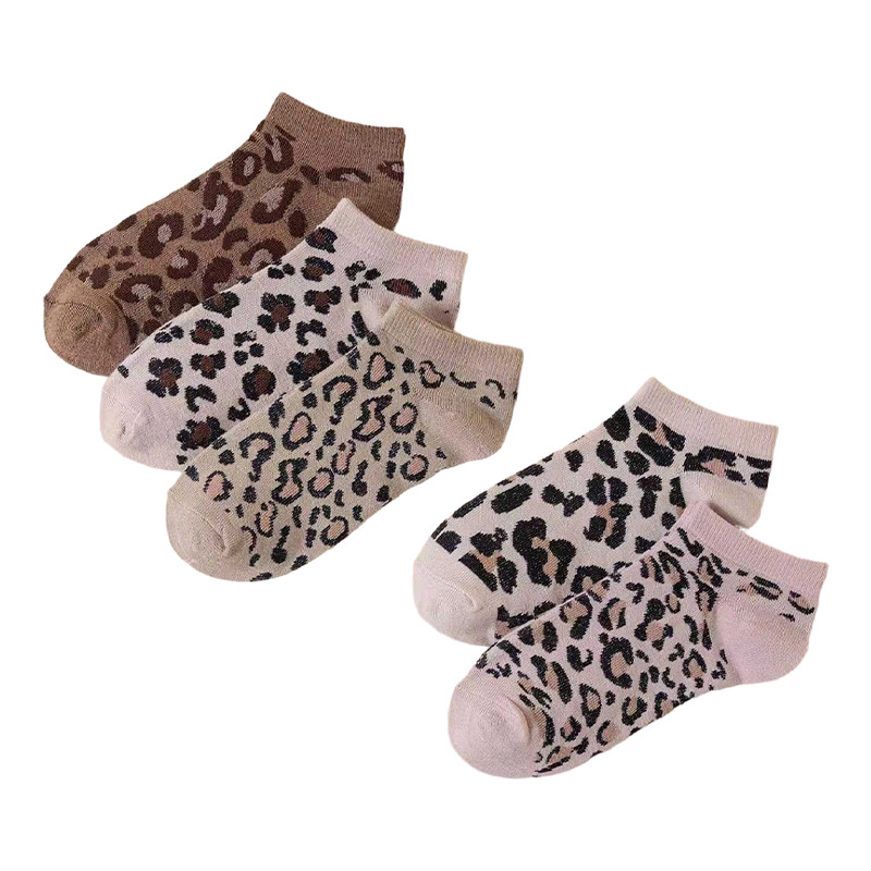 Nuevo estilo coreano retrógrado leopardo calcetines de verano para mujeres respirables calcetines casuales delgadas al por mayor