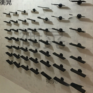 Specialized Shoe Store Wall Shoe Display Rack Can Hold Tags, Metal Shoe Rack, Sports and Leisure Shoe Shelf, Shoe Store Exclusive