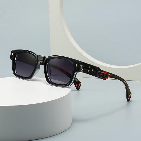 Europe and the United States cross-border trend street photography retro art sunglasses modern charm INS wind-proof blue sunglasses 3410