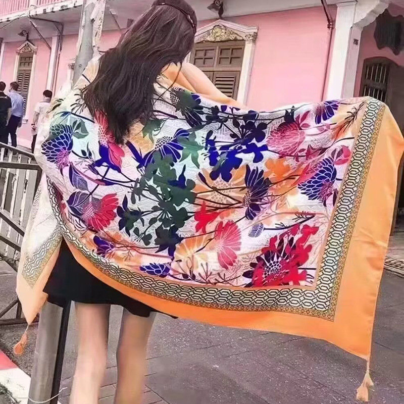 Sopa de satén de twill para mujeres 2025 bufandas de viento nacional de verano tibetanas bufandas de seda protector solar lago Qinghai turismo foto toalla de playa