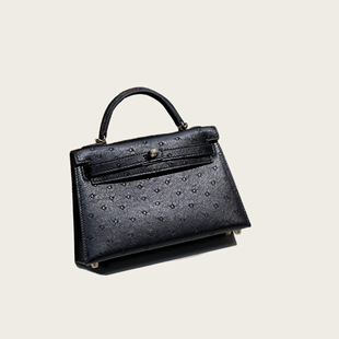 h���Ϸ�kk�r�BƤ�����P���19������ƤŮ��б�������2025�¿�