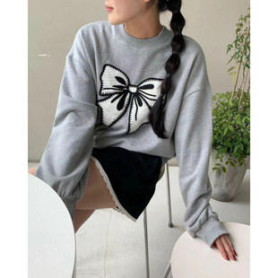Multiplication Sweet Bow Patch Embroidered Crewneck Long Sleeve Sweatshirt