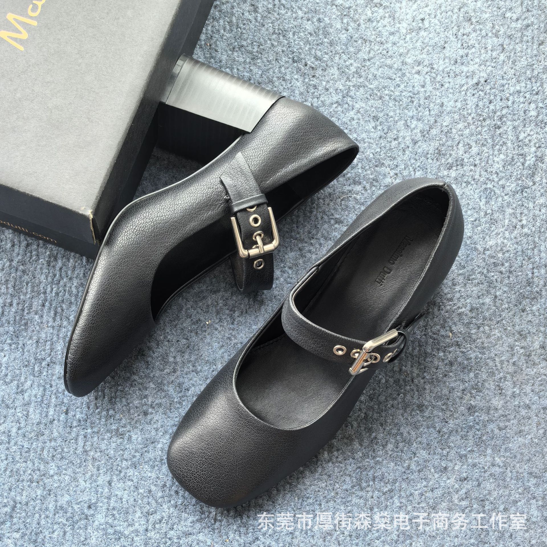 오리지널 대외 무역 여성 신발 통근 가죽 펌프스 하이힐 캐주얼 라운드 발가락 두꺼운 굽 버클 메리 제인 로퍼
