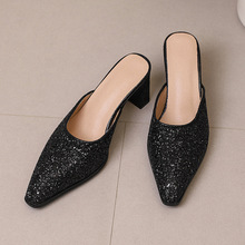 �羳ŮЬ���R�d���uͨ����վ2024�ļ��¿��������Ƭ���^��ЬŮ��