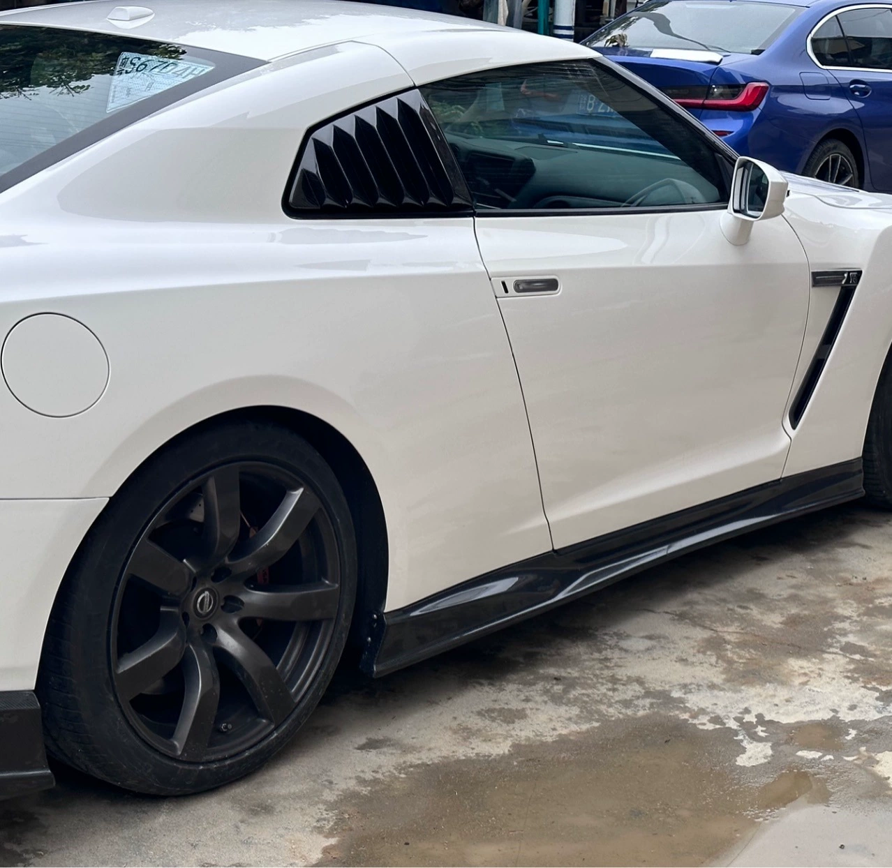 08-18 Бог войны GTR R35 модифицирован TS модель углеродное волокно оконный боковой воздухозаборник декоративная панель обновление