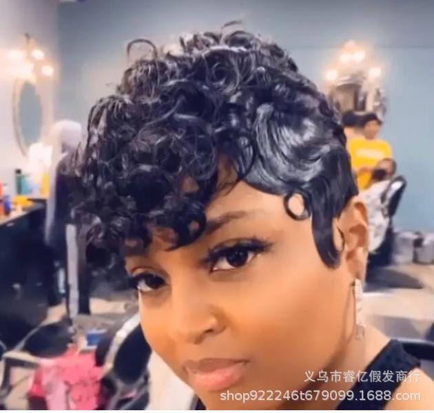 2023 Independent website explosions European and American wig oblique bangs black short curly hair chemical fiber wig Yiwu supply volume