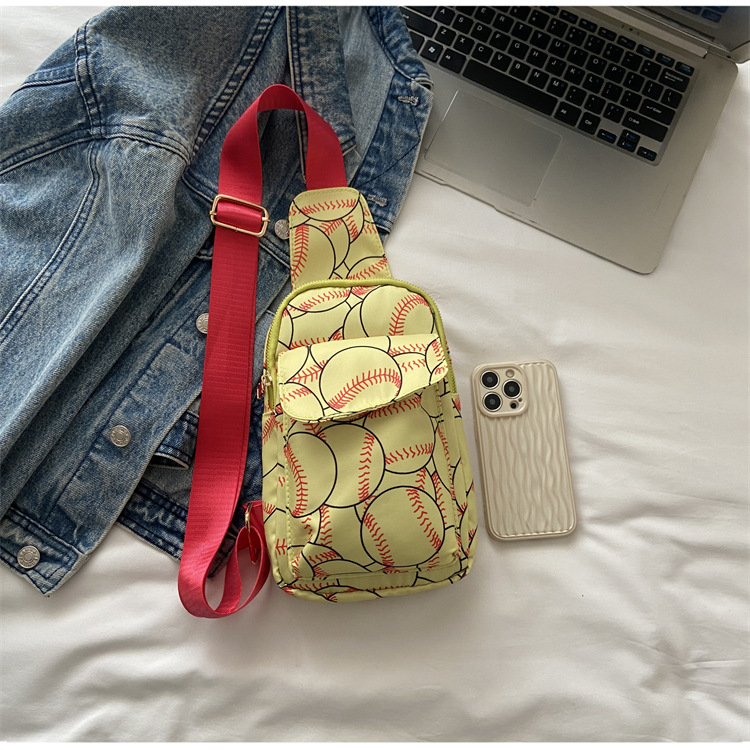 Women's Medium Nylon Ball Streetwear Square Zipper Fanny Pack display picture 37