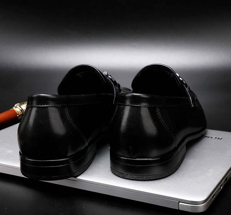Zakelijke herenschoenen leren instappers loafers met franjes_voghion.com