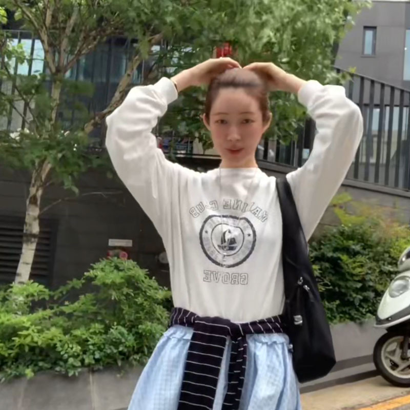 In-Stock 2026 Spring New Korean-Style Casual Design Simple Loose Slimming Niche Round-Neck Letter Sweatshirt Women's Top In-Stock 2026 Spring New Korean-Style Casual Design Simple Loose Slimming Niche Round-Neck Letter Sweatshirt Women's Top