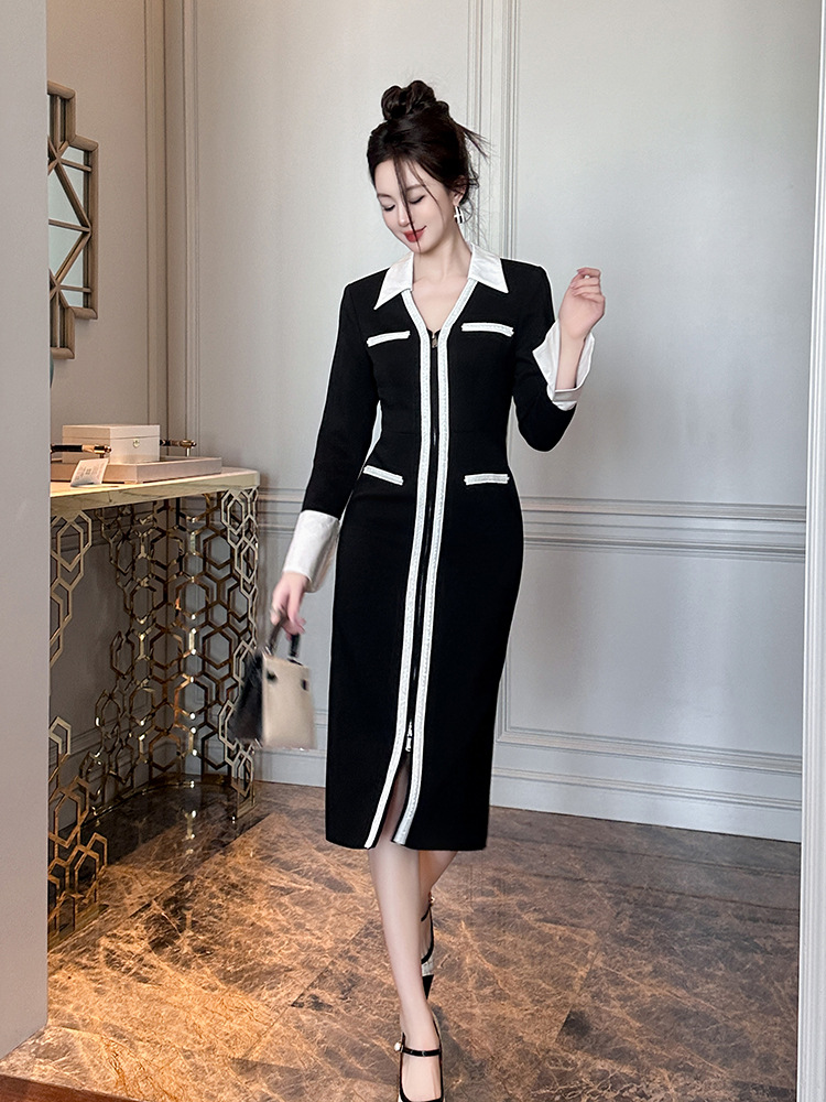 Đầm ôm body nữ cổ bẻ phối màu tay chuông dáng ôm — Màu đen