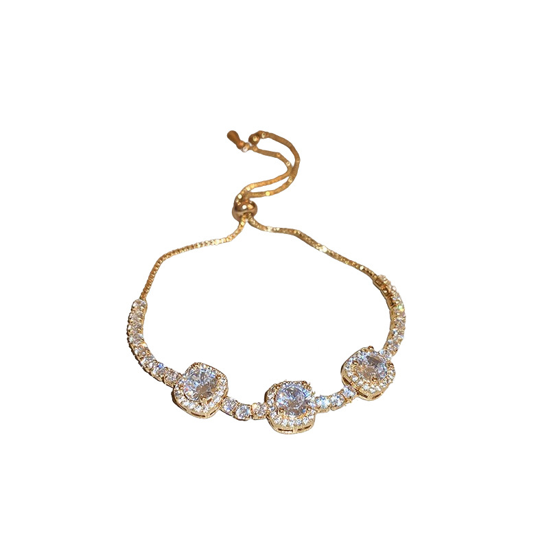 Pulsera geométrica extraída de circón galvanizado en oro real Pulsera exquisita estilo insid japonés y coreano 2025 nueva pulsera ligera de lujo