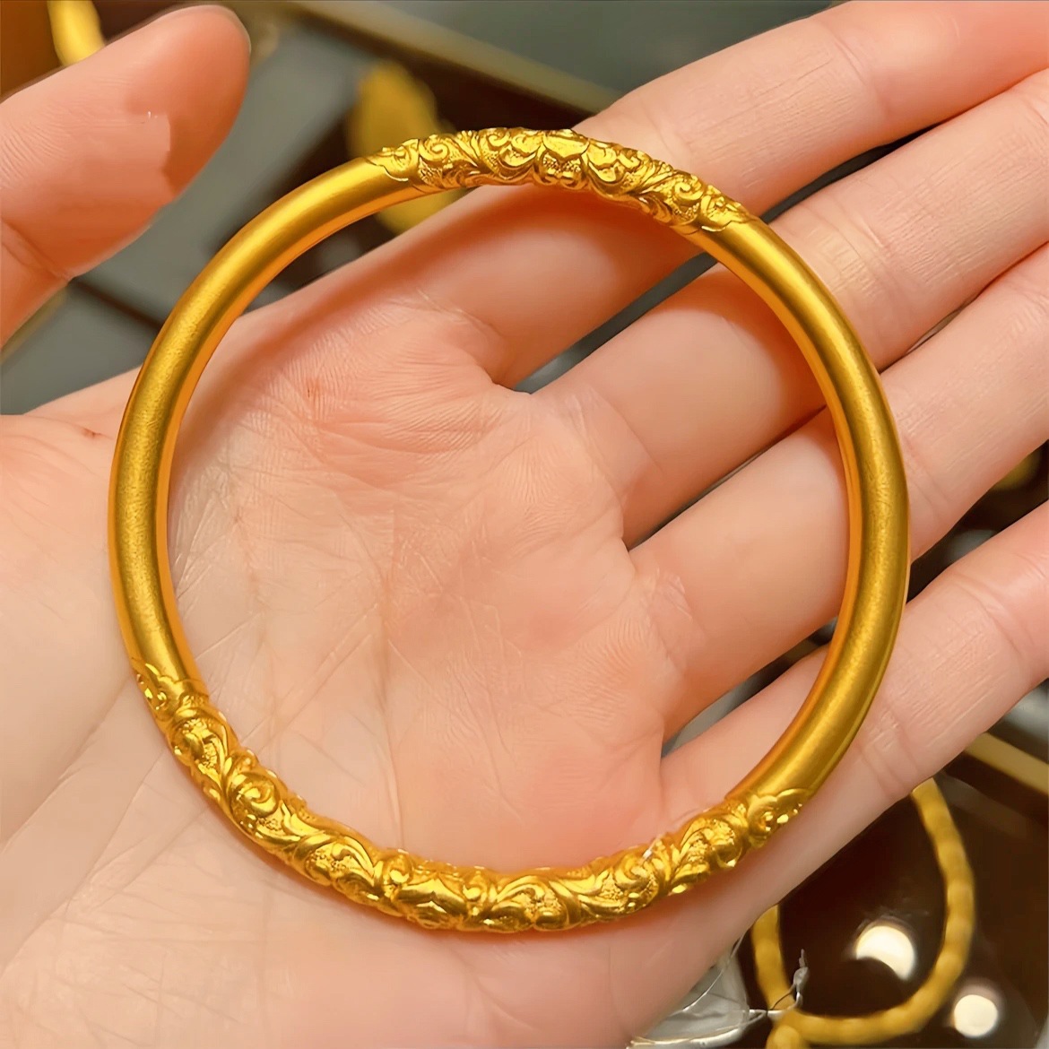 金店同款卷草纹手镯 黄铜镀金999古法传承精工实心素圈手环批发女