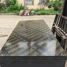 ����ģ�彨�B��Ĥ�����l�⻬ƽ������F���o��Ĩ�ҹ�ˇ���D�Δ���