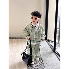 子供のデニムのスーツの男の子の韓国版のコート2025春の新型の子供の赤ちゃんのクールでかっこいいズボンの2つのセット