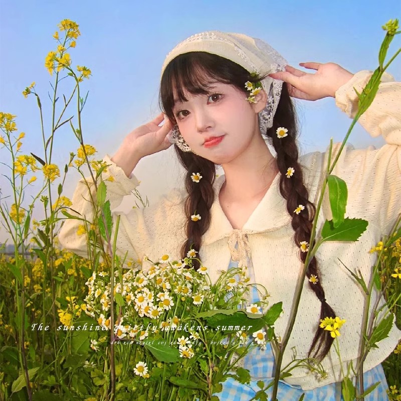 Pañuelo de encaje de viento pastoral para mujeres 2025 nueva primavera y verano pañuelo triangular francés de alta calidad pañuelo de seda correa de cabello tocado