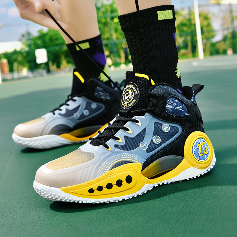Wade's Way | Youth Ultra-Light Shock-Absorbing Phantom 3 Basketball Shoes for Students and Kidsren Wear-Resistant Shock-Absorbing Practical Sports Shoes Wade's Way | Youth Ultra-Light Shock-Absorbing Phantom 3 Basketball Shoes for Students and Kidsren Wear-Resistant Shock-Absorbing Practical Sports Shoes