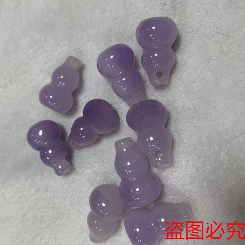 ミャンマーの翡翠の氷の種のバイオレットの小さい瓢箪の散珠はDIYの部品の材料のペンダントのブレスレットのネックレスを飾って玉を配合します。|undefined