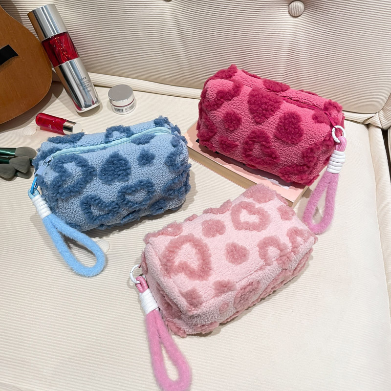 Ins dulce chica peluche de gran capacidad lindo bolsa de almacenamiento de cosméticos bolsa de viaje portátil bolsa de almacenamiento de viaje lavado