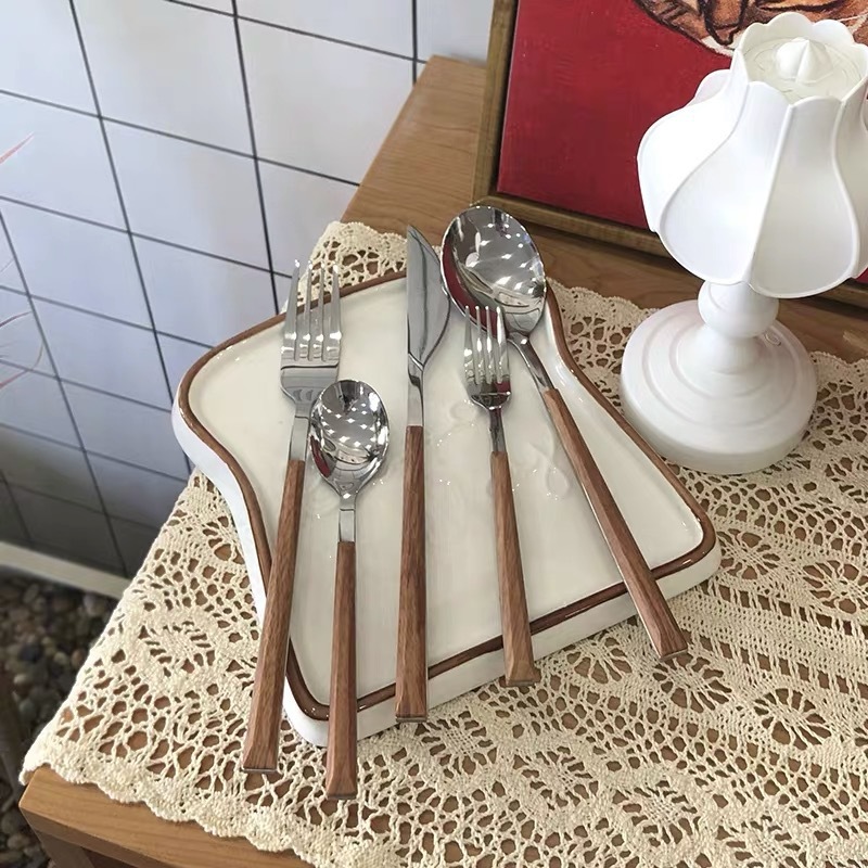 ポータブルステンレス鋼食器手羽先木製箸模造木製ハンドル家庭用ステンレス鋼スプーンフォーク洋食セット|undefined