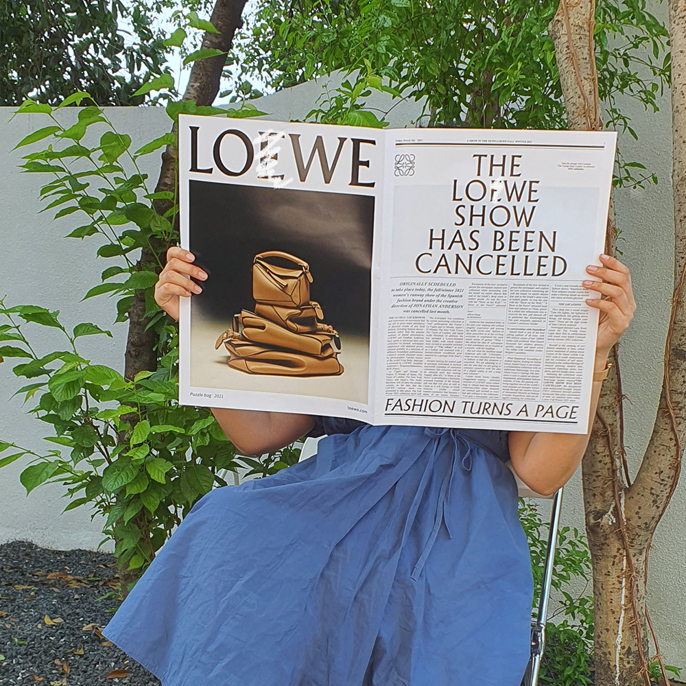 INS mismo estilo periódico inglés moda carácter decoración pictórica modelo de mano apoyos fotografía plana tiro papel de fondo