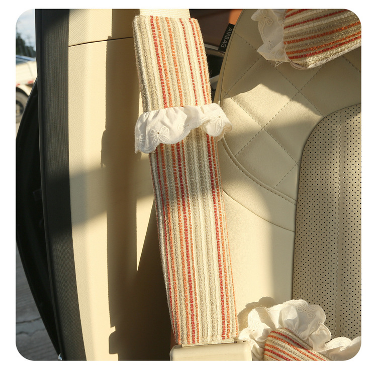 Car seatbelt protector with cute lace, high-end feel, decorative shoulder pad for girls, anti-neck-strangling interior accessory