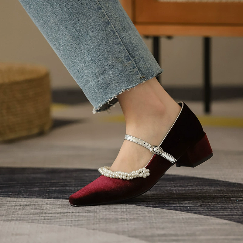2023 Туфли женские весенние винтажные туфли на массивном каблуке Чонсам с французским жемчугом на высоком каблуке Хепберн Мэри Джейн Туфли женские на среднем каблуке черные