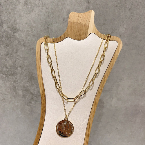 Japanese and Korean-style accessories, niche golden multi-layer stacking coin necklace for women, simple and elegant, versatile, clavicle chain