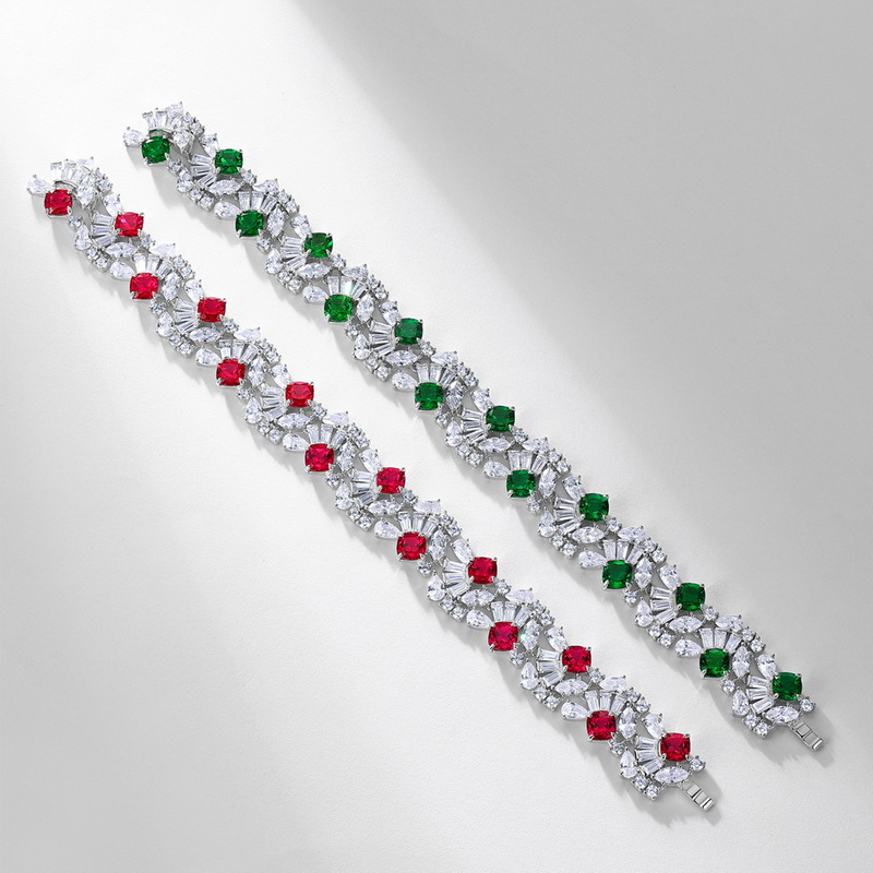 La nueva industria pesada transfronteriza cultiva la pulsera del tesoro de color femenino S925 con incrustaciones de plata cultiva joyas de esmeraldas de lujo ligero de alta gama