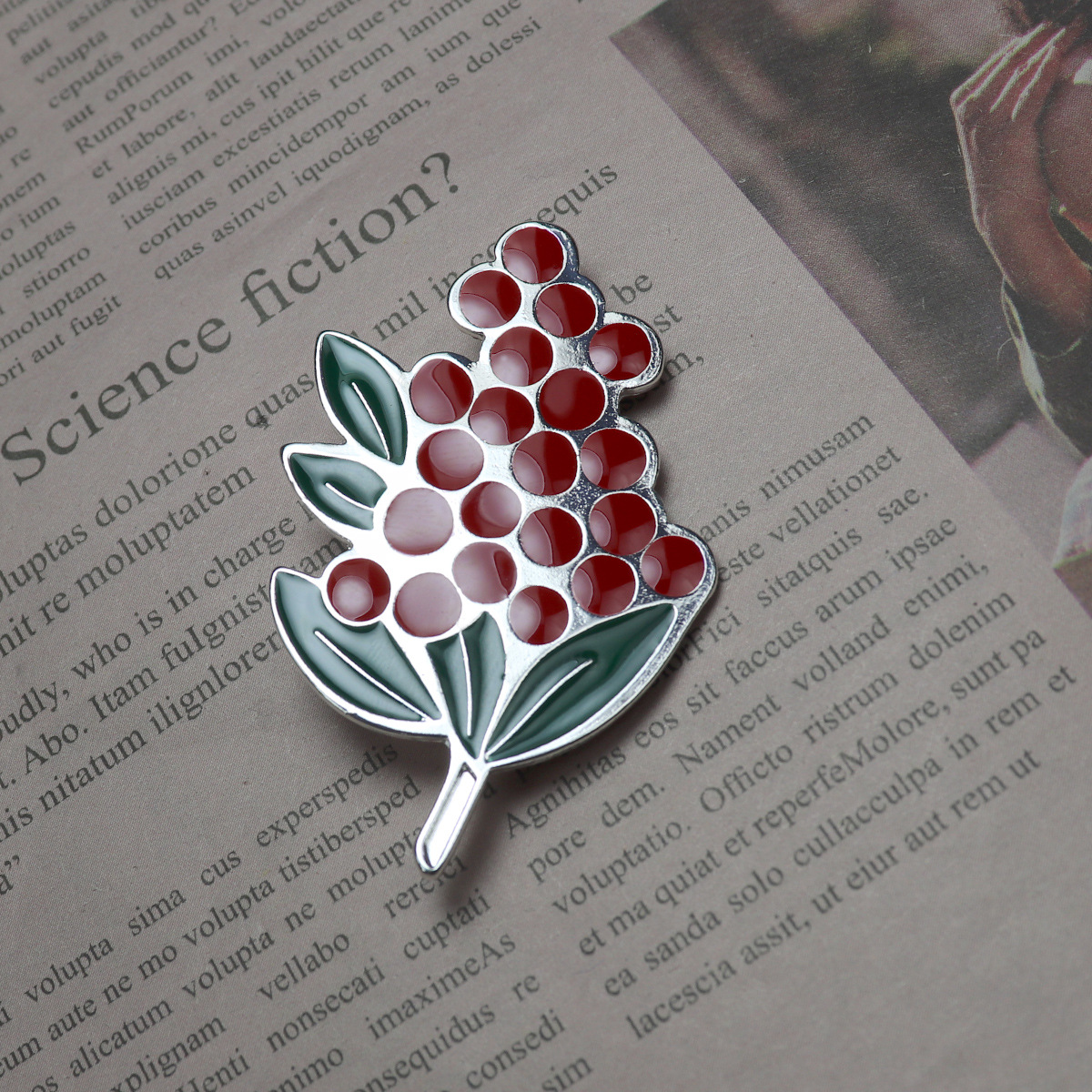 Japan Kyoto SOU Element Animal Flower Enamel Drop Glaze Brooch Corsage Accessories Small Gift Collection