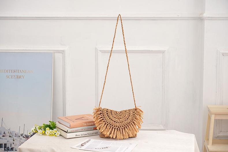 Femmes Petit Paille Couleur Unie Vacances Plage Tisser Boucle Sac De Paille display picture 5