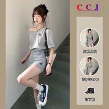 �nϵ���b�WԺ�L�������bŮ�ļ�㼑�¶���������+�@�ݶ�ȹһ����