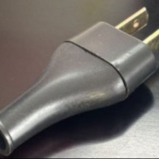 С������  ��ʽ���˽Ӿ�ʽ�Դ���^ 10A 250V�����Դ���^