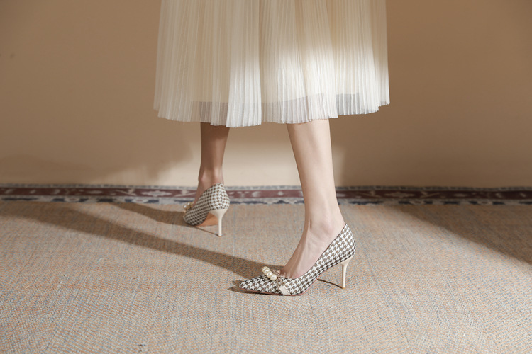 Xiao Xiangfeng High Heels Spring Pointed French Single Shoes Thousand Bird Plaid Temperament Celebrity Fine Heel Bridesmaid Shoes_voghion.com