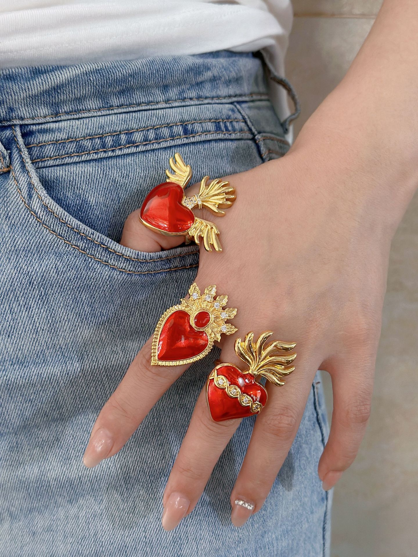 Copper-Plated Gold Red Drop Oil Heart Wings Ring Inlaid Zircon Gothic Bracelet Adjustable Mouth display picture 2