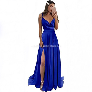 �羳����Ů�bȹ�ӚW�����R�d�¿ɫ¶���������˶Y���B��ȹŮ��