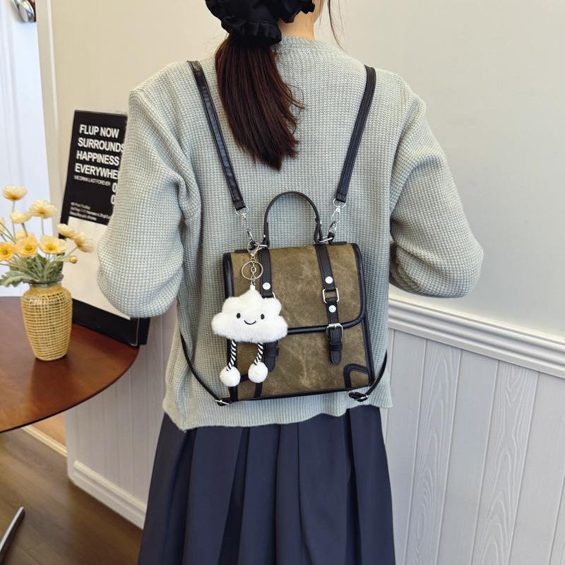 Este año, la popularidad de la mochila de mujeres de nicho 2024 nueva mochila de estilo universal, mini mochila de viaje de moda.