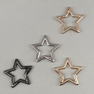 in stock zinc alloy five-pointed star spring ring with drill keychain metal round spring buckle wholesale foreign trade bags