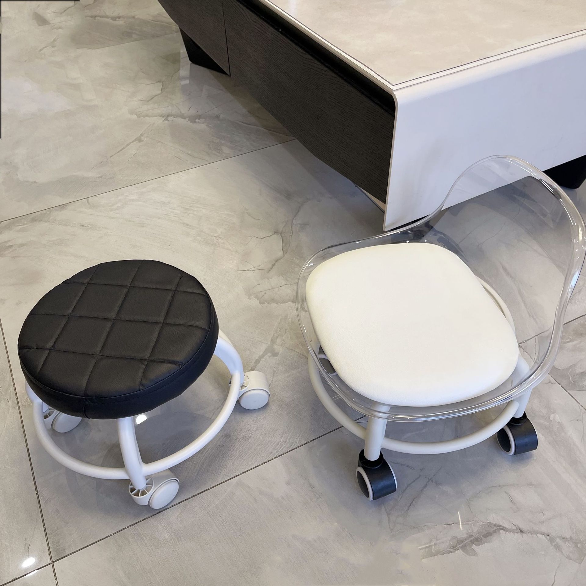 Internet Celebrity Transparent Backrest Pulley Stool Acrylic Household Universal Wheel Small Chair Children's Small Stool with Wheels