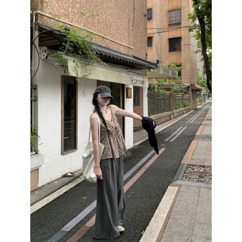 谢不肉 复古碎花V领无袖吊带背心女夏季设计感修身百搭短款上衣|undefined