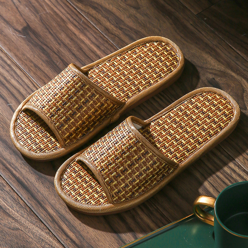 Pantuflas de ratán para mujer, pantuflas antideslizantes para uso doméstico, pantuflas frescas para parejas, pantuflas de bambú para primavera y verano para parejas, pantuflas de ratán para interiores.
