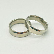 爆款跨境6mm钛钢戒指时尚饰品厂家批发轻奢时尚欧美不锈钢戒指