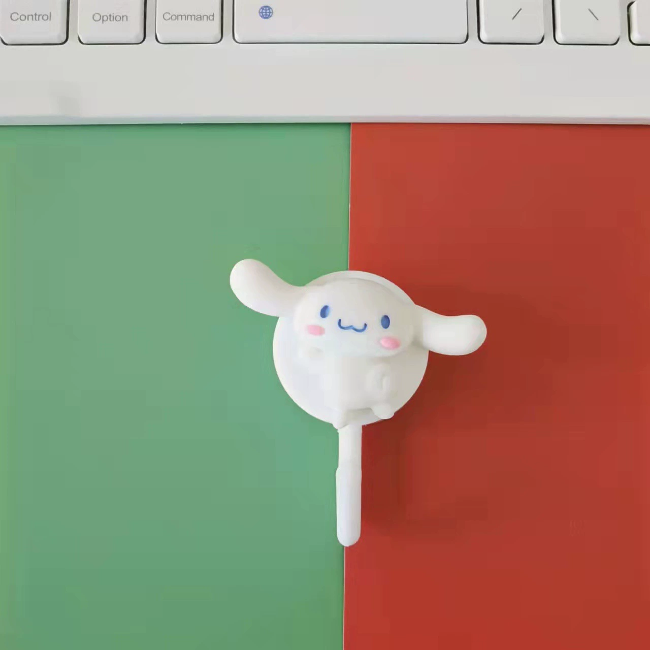 Декоративная крючок для комнаты стик Sanrio Kolomi - крючок без клея для стены и многофункциональная вешалка, цвета