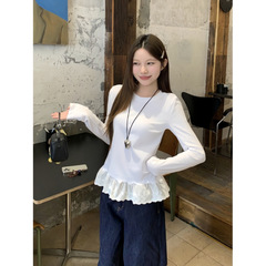 韓国風ラウンドネック長袖ボトムシャツ女性用、初春長袖インナーデザインレース裾Tシャツトップ